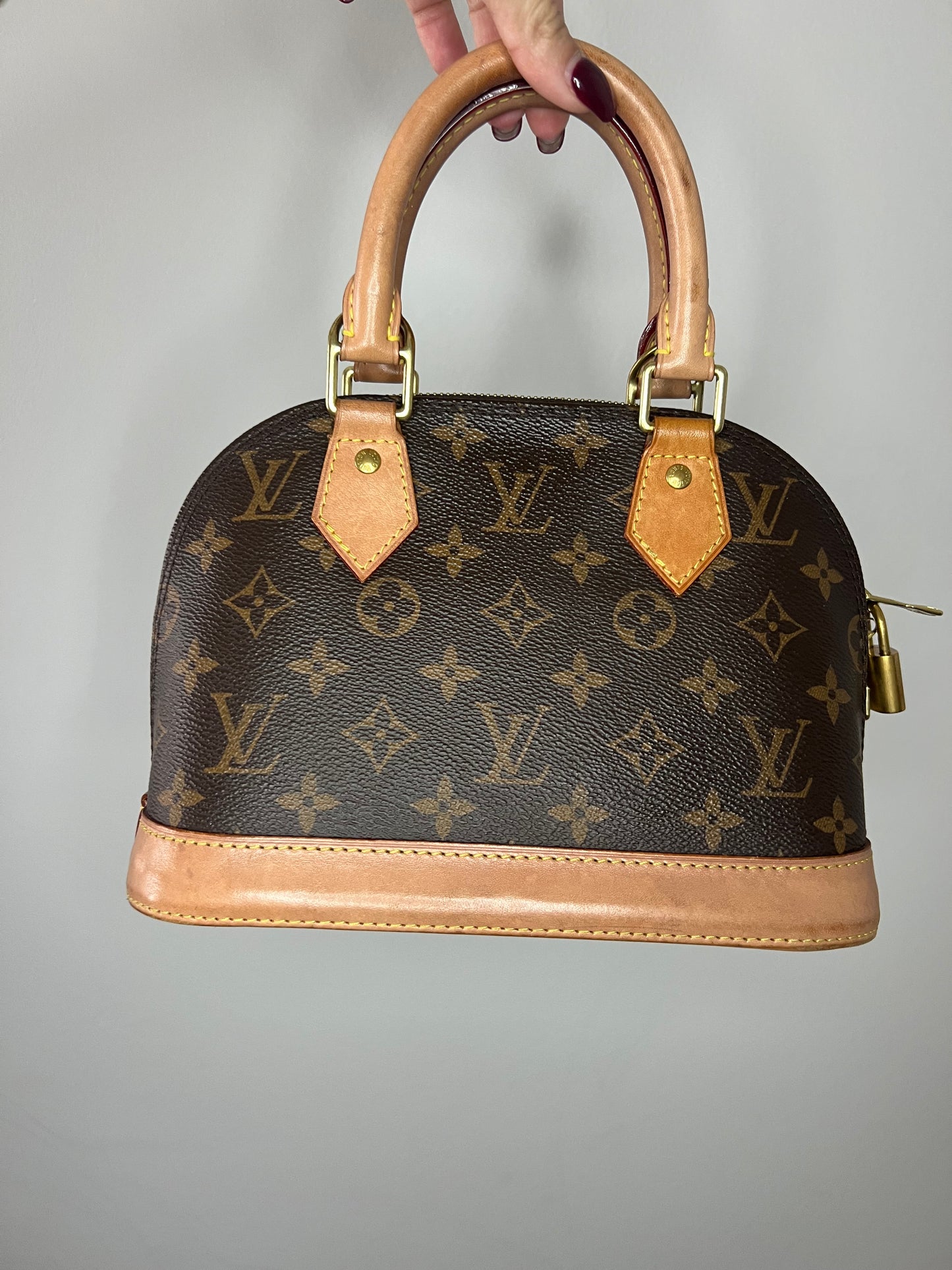 Louis Vuitton Alma